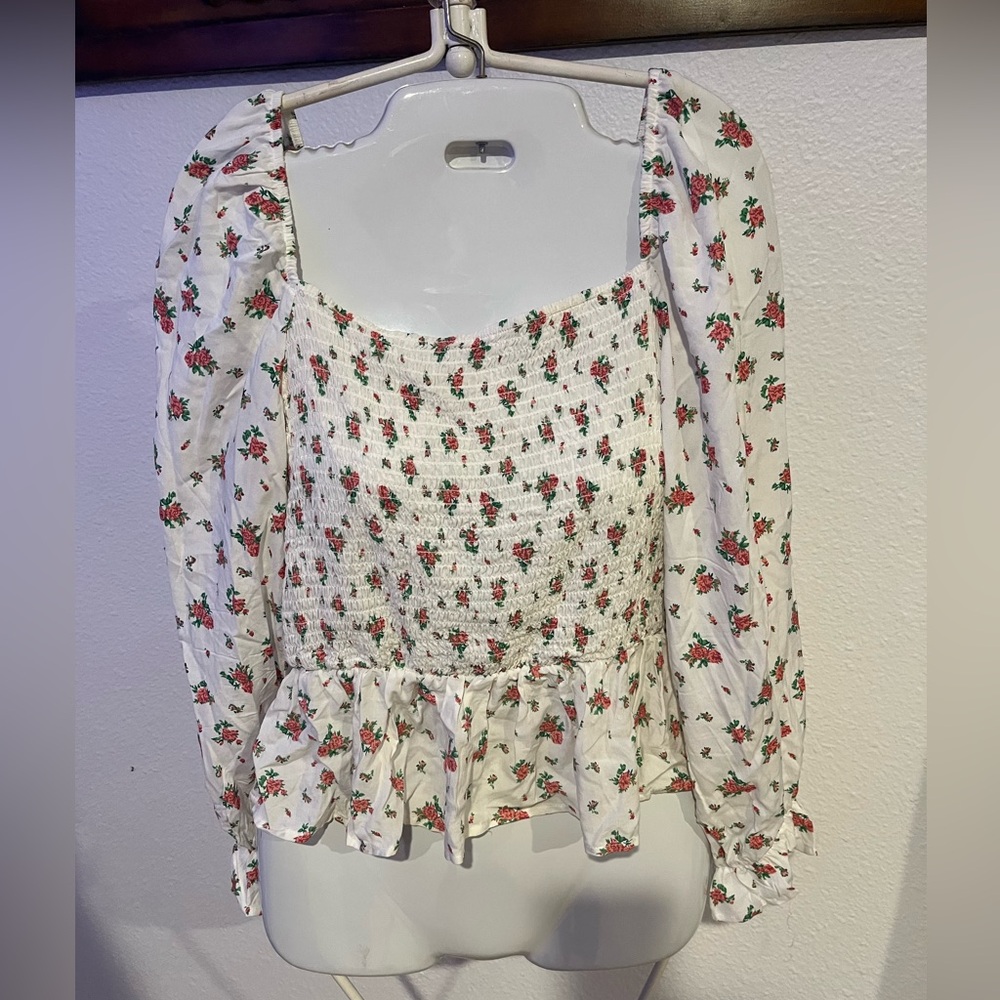 Drizzle flower top 🌼